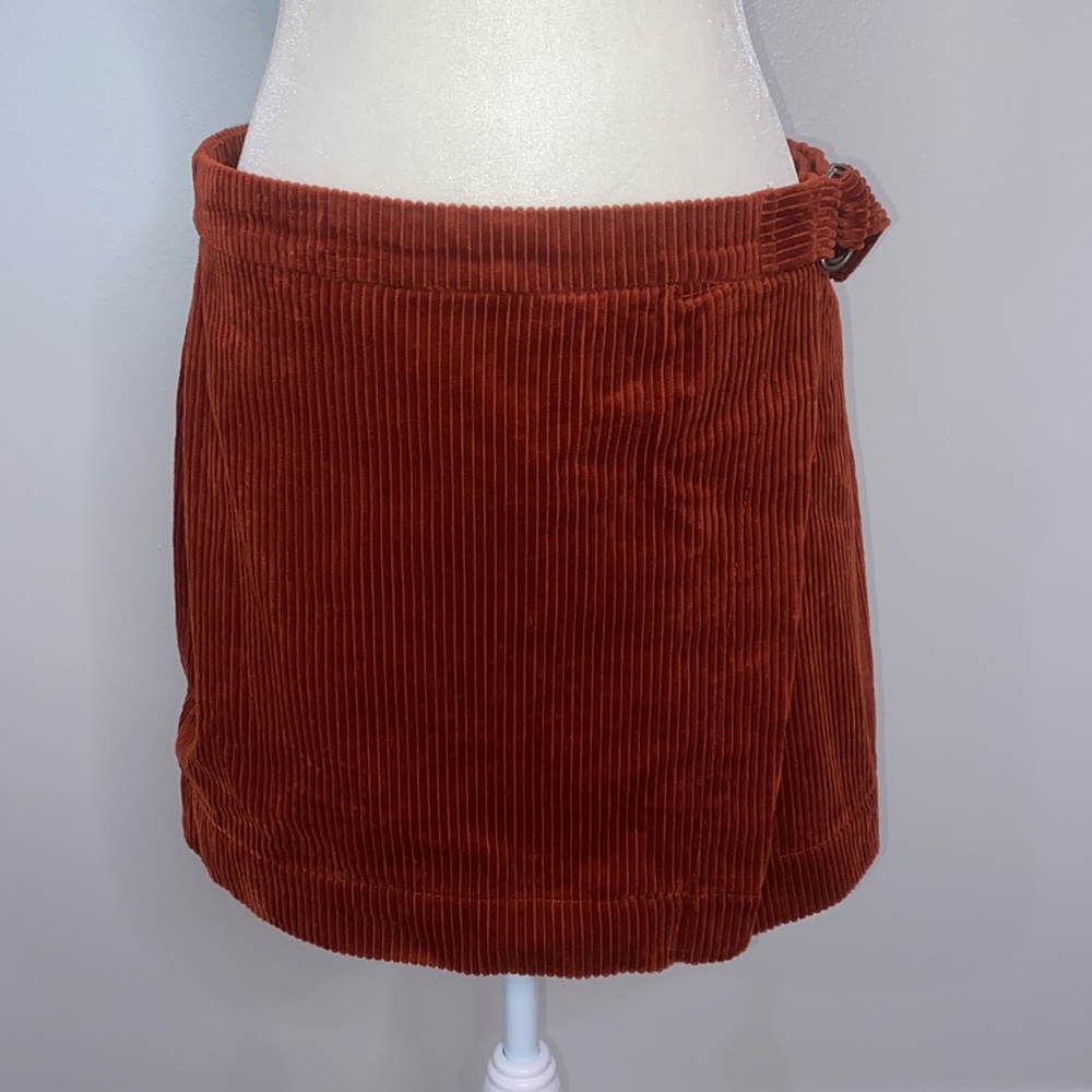 Reynah Couture burnt orange corduroy mini skirt size Large